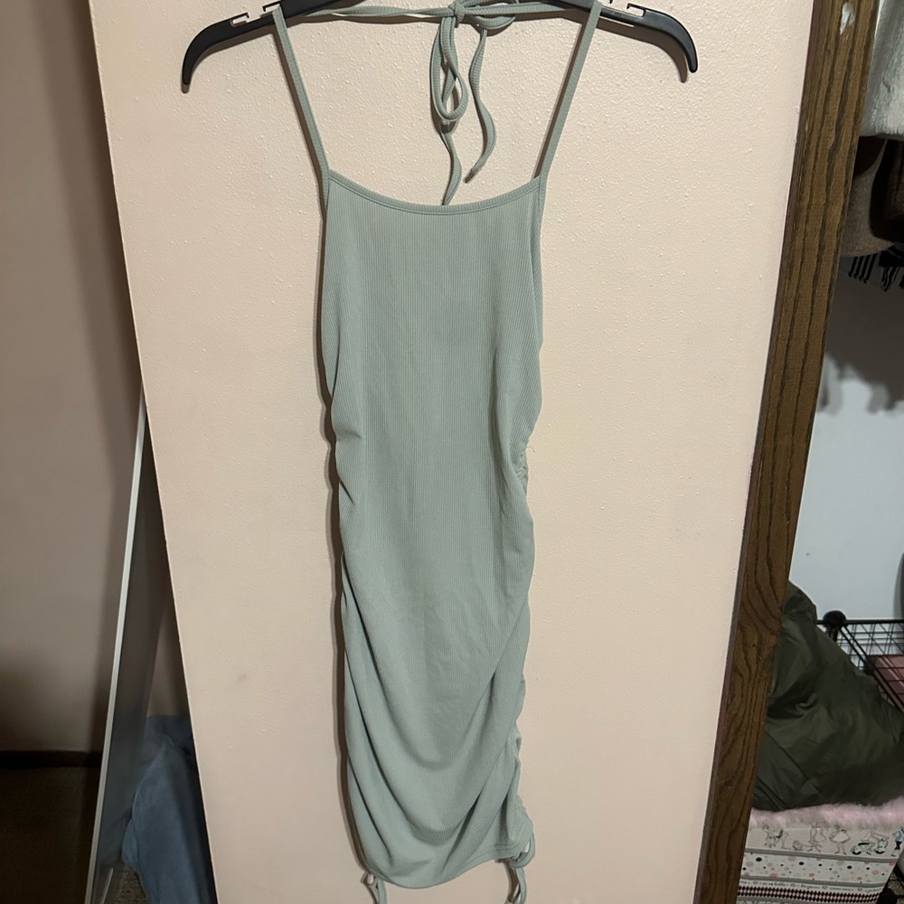 Skinny body dress green size m